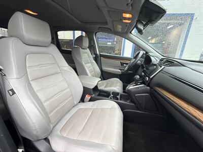 2018 Honda CR-V Touring   - Photo 16 - West Chester, PA 19382