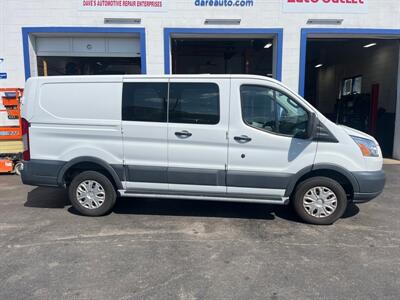 2016 Ford Transit 250   - Photo 4 - West Chester, PA 19382