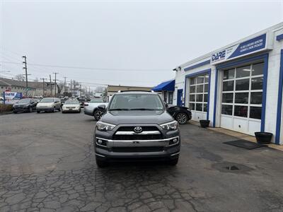 2016 Toyota 4Runner SR5   - Photo 3 - West Chester, PA 19382