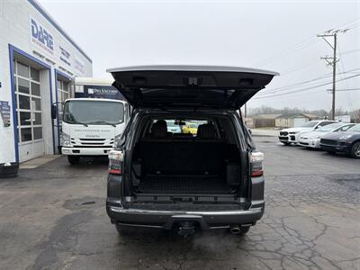 2016 Toyota 4Runner SR5   - Photo 14 - West Chester, PA 19382