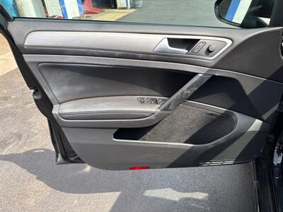 2015 Volkswagen SportWagen TDI SE   - Photo 9 - West Chester, PA 19382