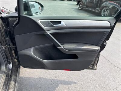 2015 Volkswagen SportWagen TDI SE   - Photo 16 - West Chester, PA 19382