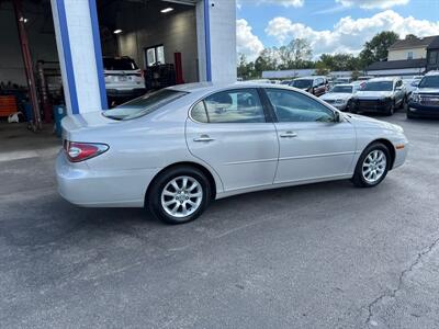 2002 Lexus ES 300   - Photo 6 - West Chester, PA 19382