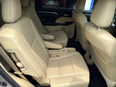 2015 Toyota Highlander Limited   - Photo 16 - West Chester, PA 19382