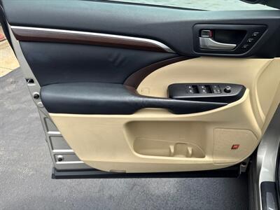 2015 Toyota Highlander Limited   - Photo 9 - West Chester, PA 19382