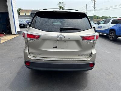 2015 Toyota Highlander Limited   - Photo 6 - West Chester, PA 19382