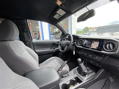 2016 Toyota Tacoma SR5 V6   - Photo 19 - West Chester, PA 19382