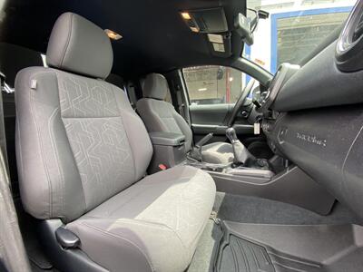 2016 Toyota Tacoma SR5 V6   - Photo 17 - West Chester, PA 19382