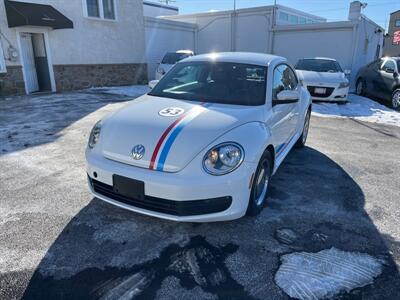 2012 Volkswagen Beetle-Classic 2.5L PZEV   - Photo 2 - West Chester, PA 19382