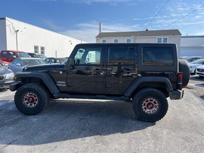 2014 Jeep Wrangler Unlimited Sport   - Photo 8 - West Chester, PA 19382