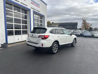 2015 Subaru Outback 2.5i Limited   - Photo 6 - West Chester, PA 19382