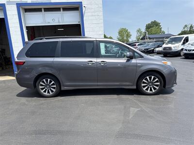 2018 Toyota Sienna XLE 7-Passenger   - Photo 7 - West Chester, PA 19382