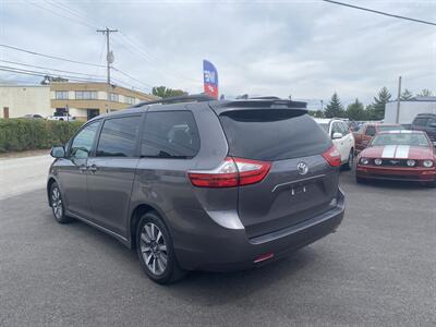 2018 Toyota Sienna XLE 7-Passenger   - Photo 7 - West Chester, PA 19382