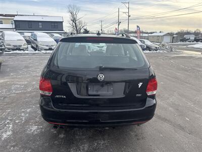 2013 Volkswagen Jetta SportWagen TDI   - Photo 8 - West Chester, PA 19382