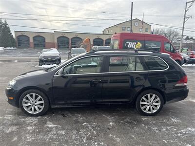 2013 Volkswagen Jetta SportWagen TDI   - Photo 2 - West Chester, PA 19382