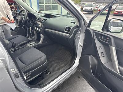 2016 Subaru Forester 2.5i Premium   - Photo 10 - West Chester, PA 19382