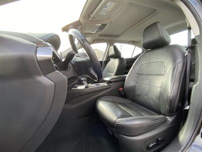 2019 Nissan Altima 2.5 Platinum   - Photo 8 - West Chester, PA 19382
