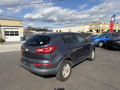 2011 Kia Sportage   - Photo 5 - West Chester, PA 19382