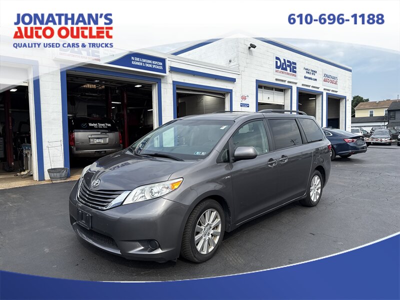 2017 Toyota Sienna LE 7-Passenger - Photo 1 - West Chester, PA 19382
