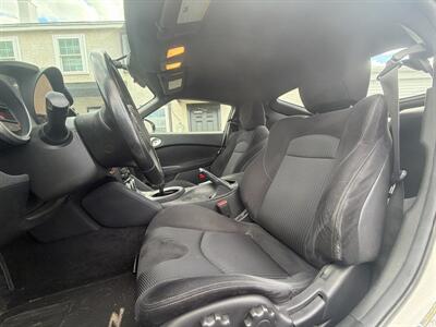 2017 Nissan 370Z - Photo 9 - West Chester, PA 19382
