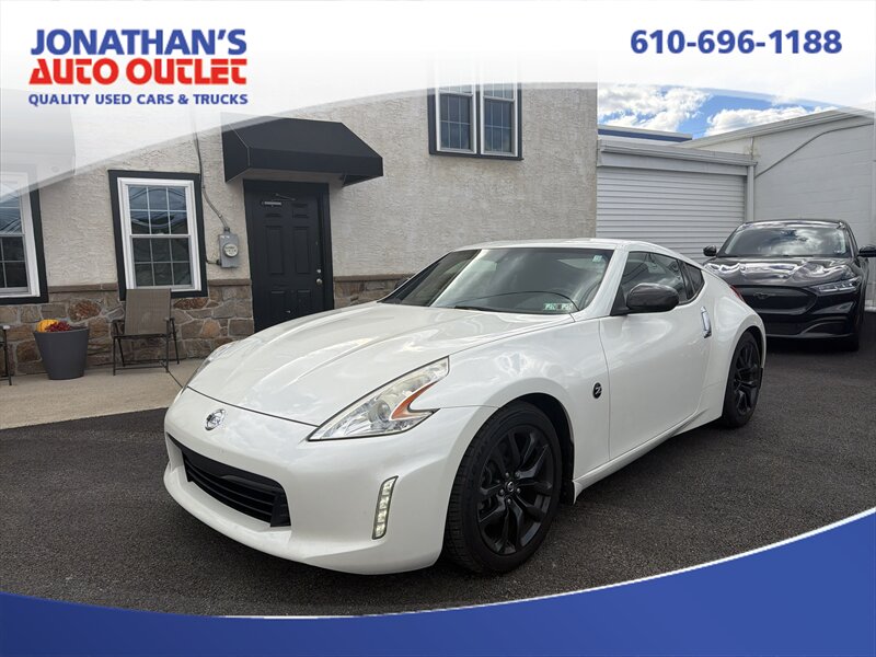 2017 Nissan 370Z   - Photo 1 - West Chester, PA 19382