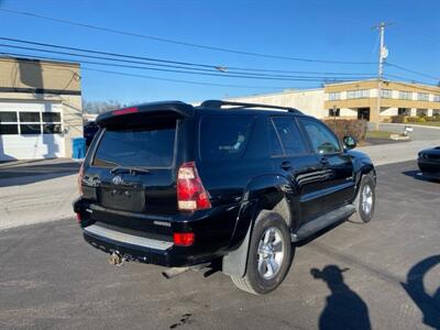 2005 Toyota 4Runner SR5   - Photo 5 - West Chester, PA 19382