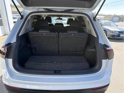 2018 Volkswagen Tiguan 2.0T SE 4Motion   - Photo 12 - West Chester, PA 19382