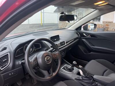 2014 Mazda Mazda3 i Sport   - Photo 11 - West Chester, PA 19382