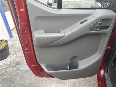 2017 Nissan Frontier SV - Photo 12 - West Chester, PA 19382