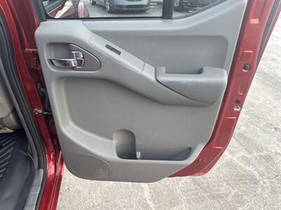 2017 Nissan Frontier SV - Photo 14 - West Chester, PA 19382
