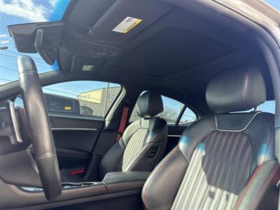 2022 Genesis G70 3.3T Standard   - Photo 9 - West Chester, PA 19382