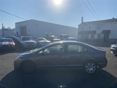 2011 Honda Civic LX   - Photo 8 - West Chester, PA 19382