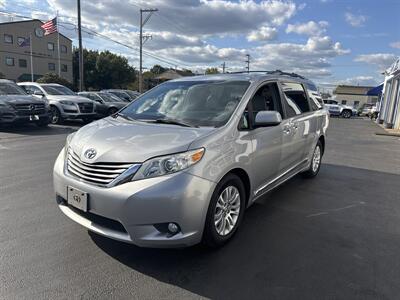 2017 Toyota Sienna XLE 8-Passenger   - Photo 16 - West Chester, PA 19382