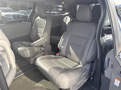 2017 Toyota Sienna XLE 8-Passenger   - Photo 24 - West Chester, PA 19382