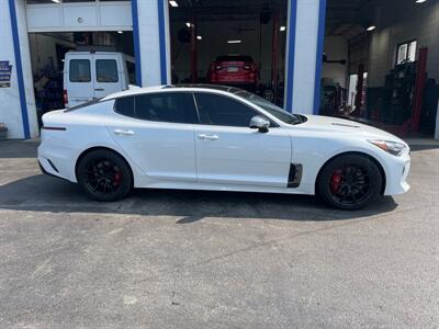 2020 Kia Stinger GT2   - Photo 4 - West Chester, PA 19382