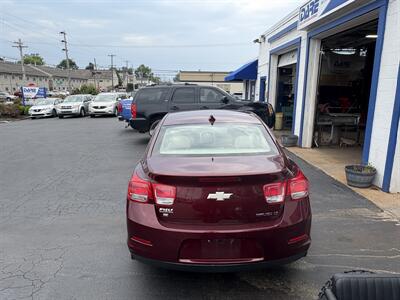 2015 Chevrolet Malibu LT   - Photo 3 - West Chester, PA 19382