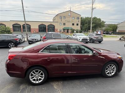 2015 Chevrolet Malibu LT   - Photo 4 - West Chester, PA 19382