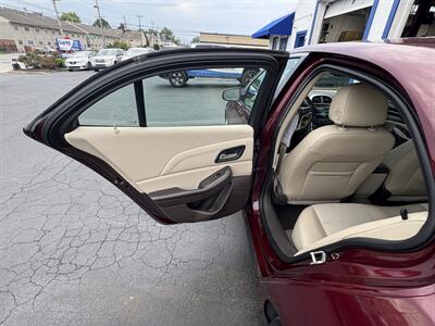 2015 Chevrolet Malibu LT   - Photo 9 - West Chester, PA 19382