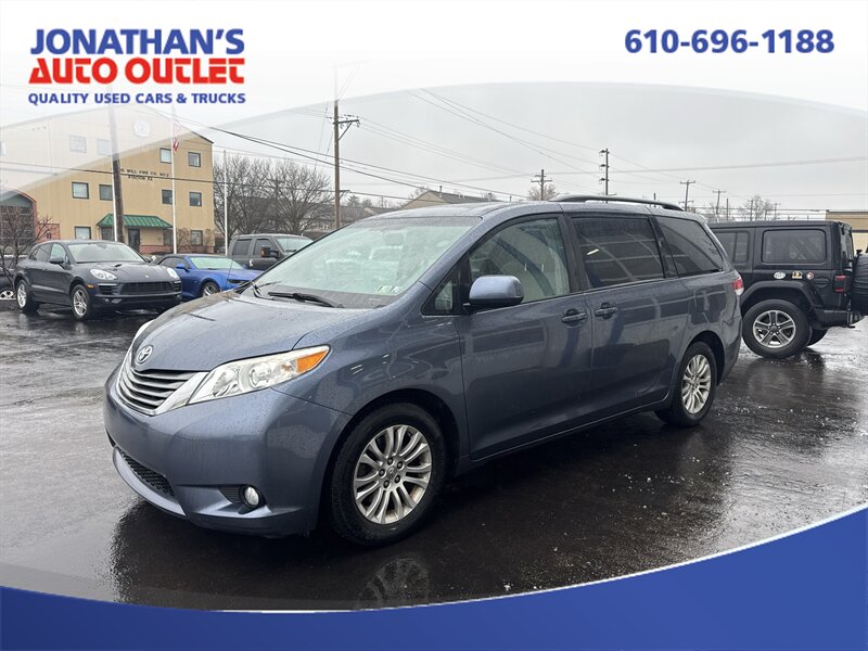 2013 Toyota Sienna XLE