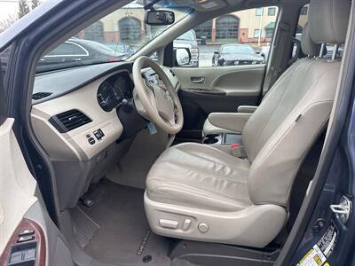 2013 Toyota Sienna XLE 8-Passenger - Photo 14 - West Chester, PA 19382