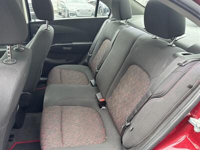 2018 Chevrolet Sonic LT Auto   - Photo 13 - West Chester, PA 19382