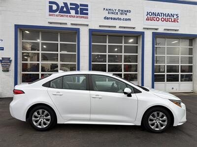 2021 Toyota Corolla LE   - Photo 4 - West Chester, PA 19382