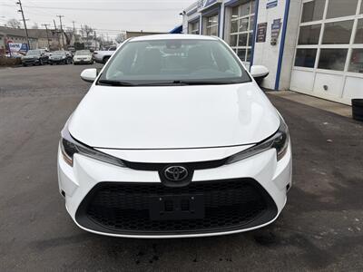 2021 Toyota Corolla LE   - Photo 2 - West Chester, PA 19382