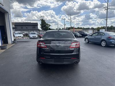 2015 Ford Taurus Limited   - Photo 8 - West Chester, PA 19382