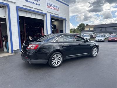 2015 Ford Taurus Limited   - Photo 6 - West Chester, PA 19382