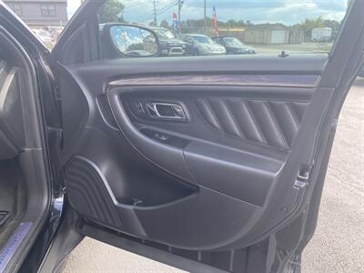 2015 Ford Taurus Limited   - Photo 9 - West Chester, PA 19382