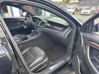 2015 Ford Taurus Limited   - Photo 13 - West Chester, PA 19382