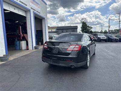2015 Ford Taurus Limited   - Photo 7 - West Chester, PA 19382