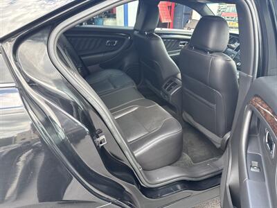 2015 Ford Taurus Limited   - Photo 12 - West Chester, PA 19382