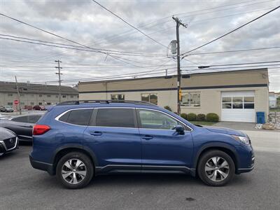 2021 Subaru Ascent Premium 8-Passenger - Photo 3 - West Chester, PA 19382